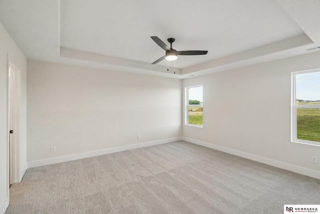3806 Prairie Breeze Road, Lincoln, NE 68516