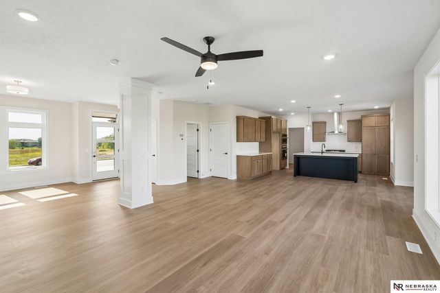 3806 Prairie Breeze Road, Lincoln, NE 68516