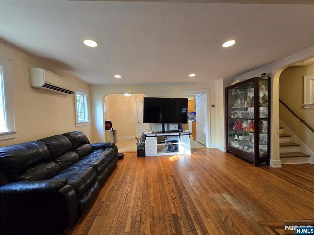 631 Martense Avenue, Teaneck, NJ 07666