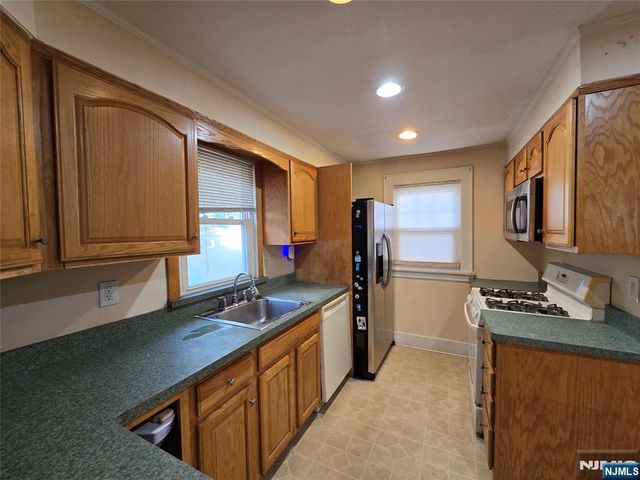 631 Martense Avenue, Teaneck, NJ 07666