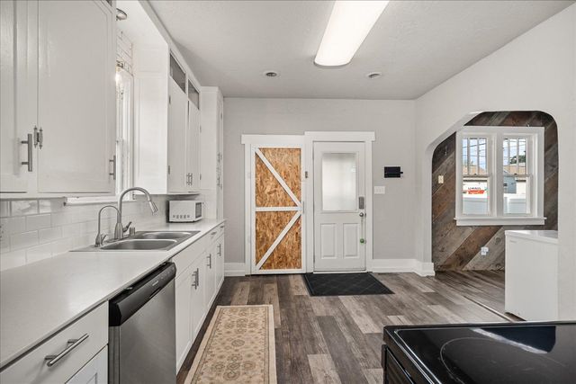 2228 N Cincinnati St St, Spokane, WA 99207