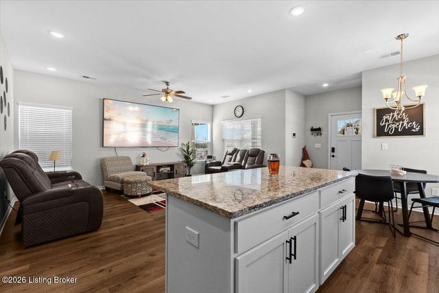 831 Rosemary Ln, La Grange, KY 40031