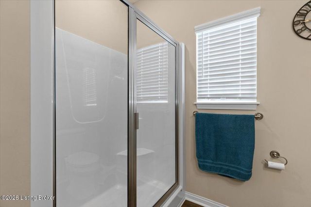 831 Rosemary Ln, La Grange, KY 40031