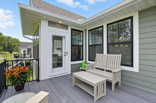 1581 Palmer Drive N, Lake Elmo, MN 55042