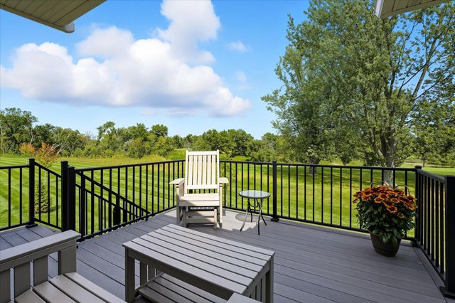 1581 Palmer Drive N, Lake Elmo, MN 55042