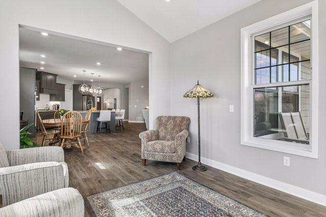 1581 Palmer Drive N, Lake Elmo, MN 55042