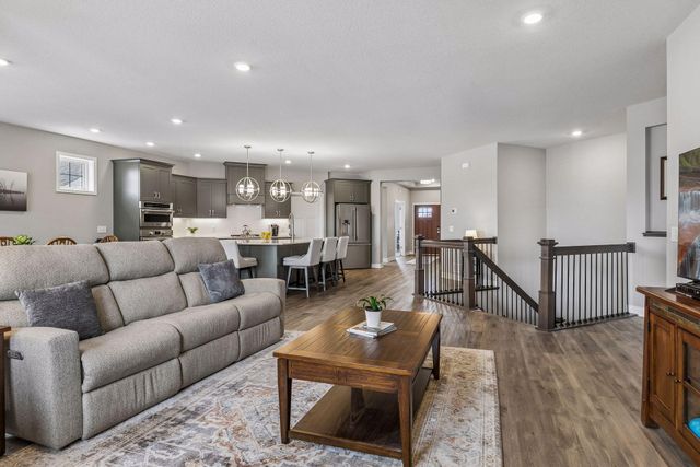 1581 Palmer Drive N, Lake Elmo, MN 55042