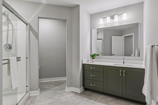 1581 Palmer Drive N, Lake Elmo, MN 55042