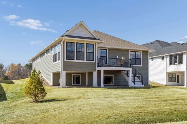 1581 Palmer Drive N, Lake Elmo, MN 55042