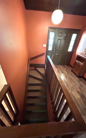 1352 E 400 Road, Bolivar, MO 65613