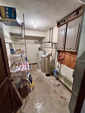 1352 E 400 Road, Bolivar, MO 65613