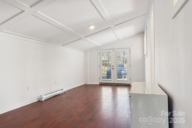 591 Blue Ridge Road, Black Mountain, NC 28711