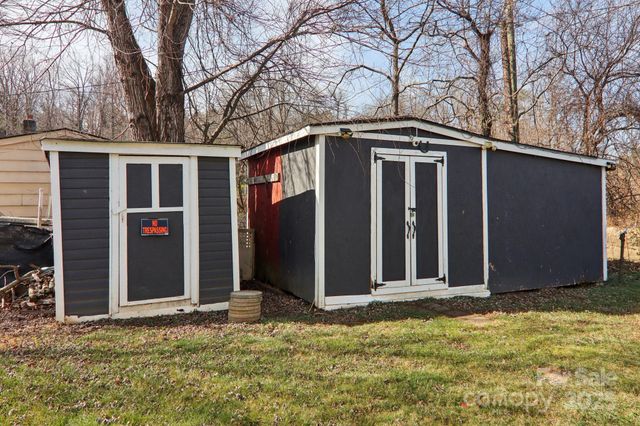 591 Blue Ridge Road, Black Mountain, NC 28711