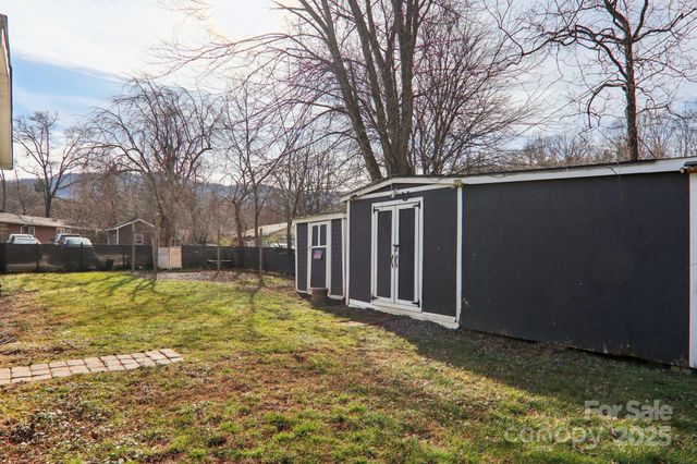 591 Blue Ridge Road, Black Mountain, NC 28711