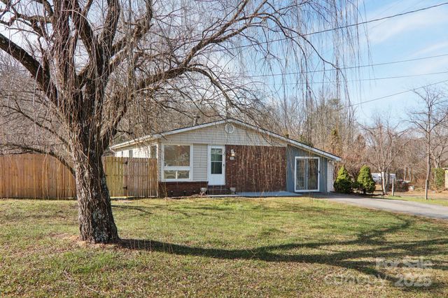 591 Blue Ridge Road, Black Mountain, NC 28711