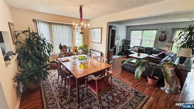 1051 Ash Drive, Mahwah, NJ 07430