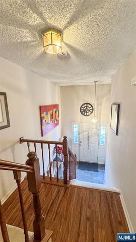 1051 Ash Drive, Mahwah, NJ 07430