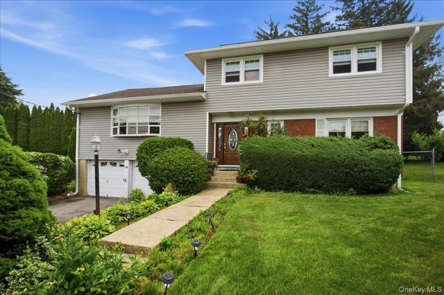 16 Baldwin Lane, Scarsdale, NY 10583