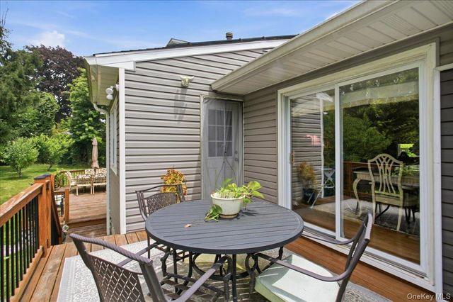 16 Baldwin Lane, Scarsdale, NY 10583