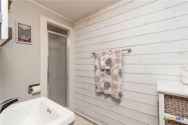 417 E 14th Avenue, Belton, TX 76513