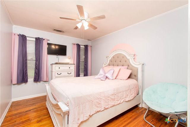 417 E 14th Avenue, Belton, TX 76513