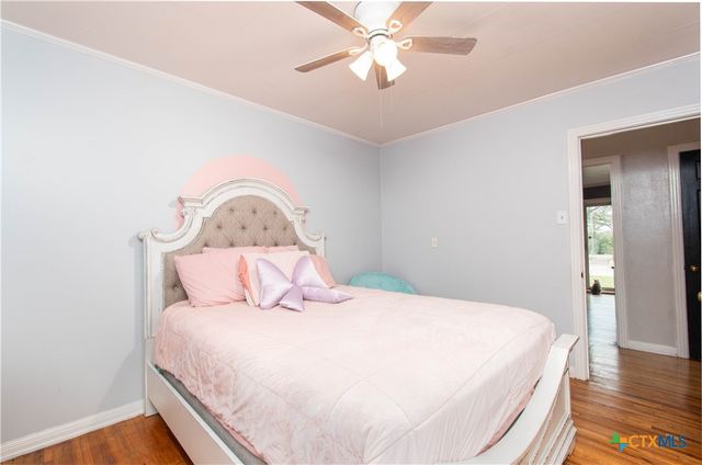 417 E 14th Avenue, Belton, TX 76513