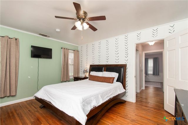 417 E 14th Avenue, Belton, TX 76513