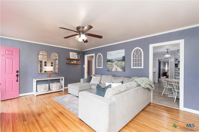 417 E 14th Avenue, Belton, TX 76513