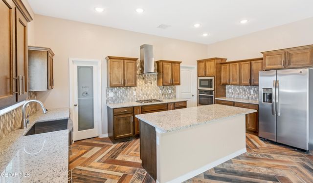 415 Masoud Court, El Paso, TX 79932