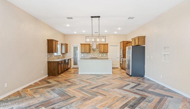 415 Masoud Court, El Paso, TX 79932