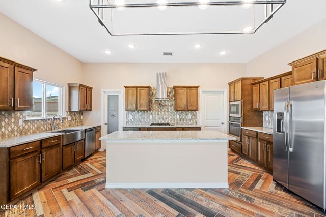 415 Masoud Court, El Paso, TX 79932