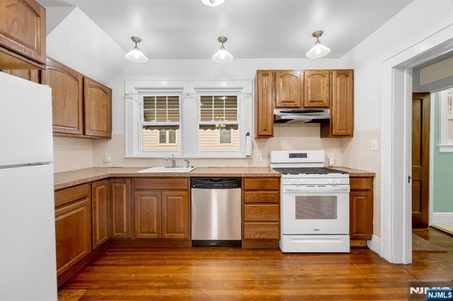 145 Cleveland Avenue, Hasbrouck Heights, NJ 07604