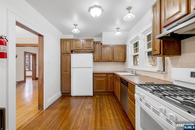 145 Cleveland Avenue, Hasbrouck Heights, NJ 07604