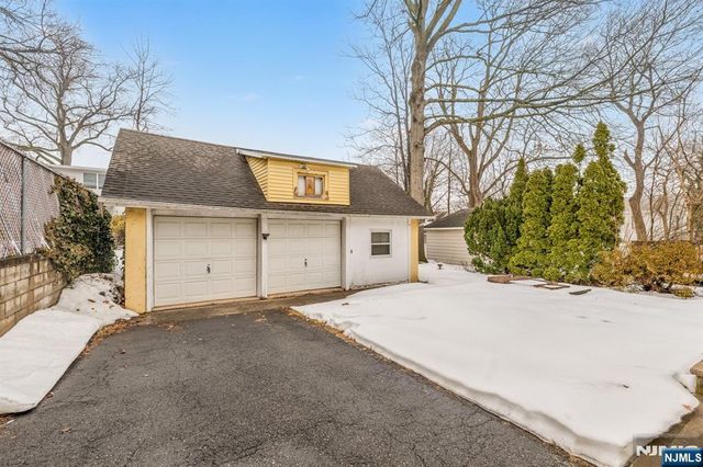 145 Cleveland Avenue, Hasbrouck Heights, NJ 07604