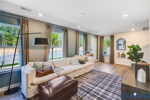 8768 Pioneer Hill Dr, Chesterfield, VA 23832