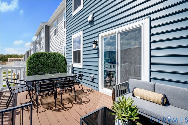 8768 Pioneer Hill Dr, Chesterfield, VA 23832