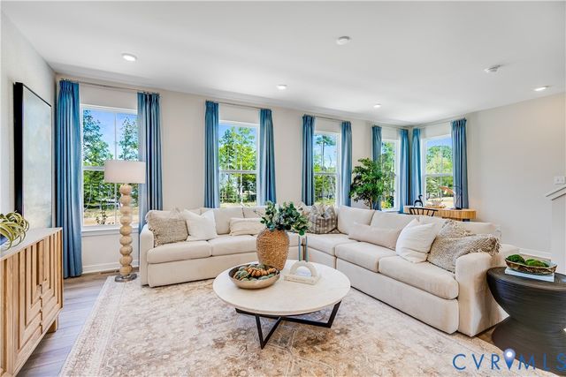 8768 Pioneer Hill Dr, Chesterfield, VA 23832