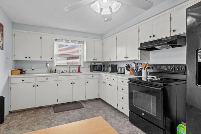 920 E MARQUETTE STREET, Appleton, WI 54911