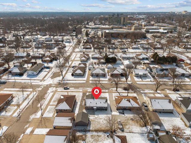 920 E MARQUETTE STREET, Appleton, WI 54911