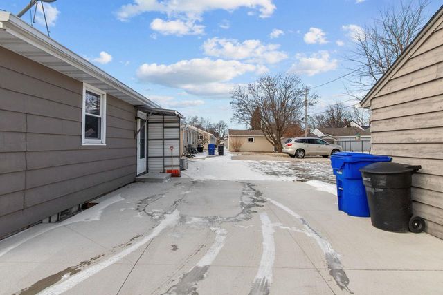 920 E MARQUETTE STREET, Appleton, WI 54911