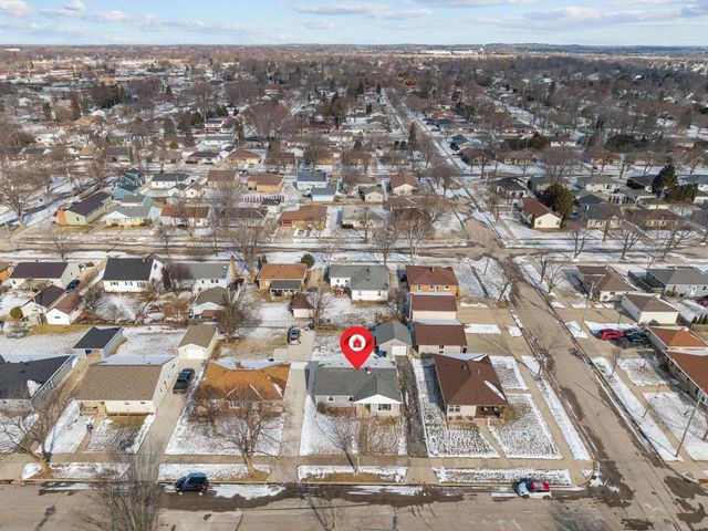 920 E MARQUETTE STREET, Appleton, WI 54911