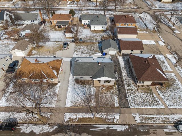 920 E MARQUETTE STREET, Appleton, WI 54911