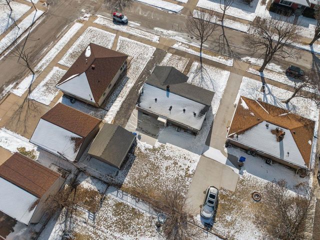 920 E MARQUETTE STREET, Appleton, WI 54911