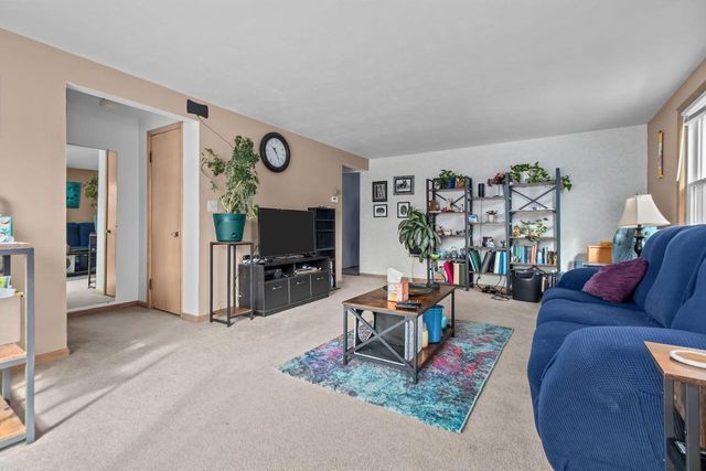 920 E MARQUETTE STREET, Appleton, WI 54911