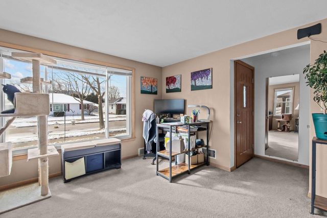 920 E MARQUETTE STREET, Appleton, WI 54911