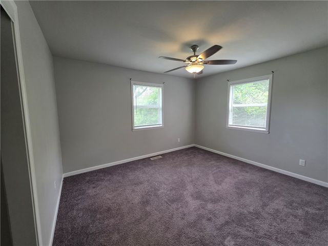 1204 NW 2nd Street, Bentonville, AR 72712
