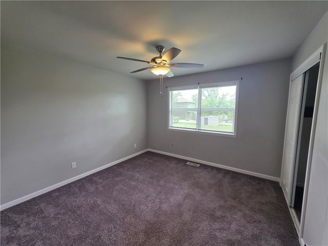 1204 NW 2nd Street, Bentonville, AR 72712