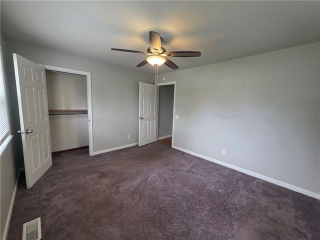 1204 NW 2nd Street, Bentonville, AR 72712
