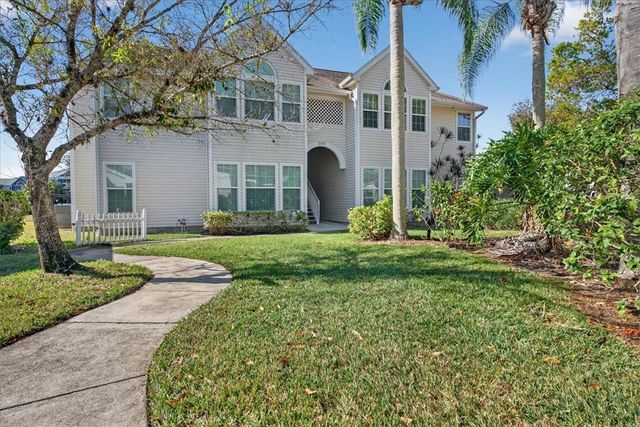 1810 Waterford Drive 6, Vero Beach, FL 32966