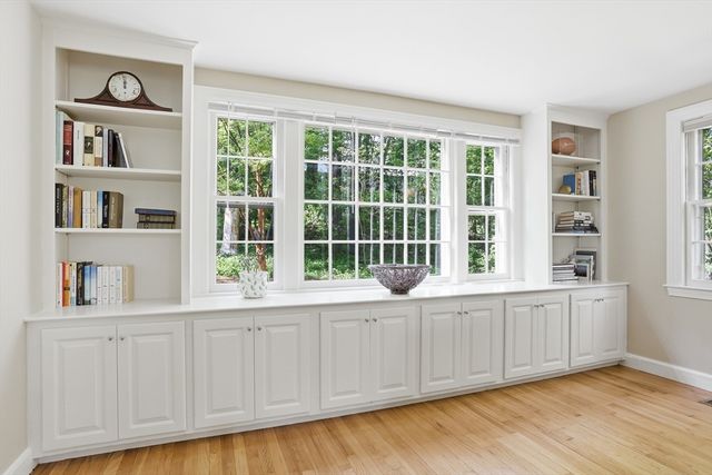 29 Washington Drive, Acton, MA 01720